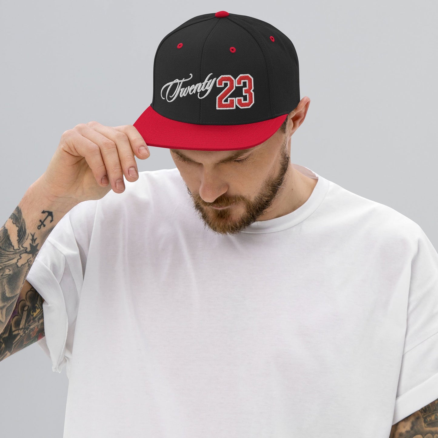 TWENTY23. #302. Embroidered Snapback Cap, Black/Red. - GRAFOTURE